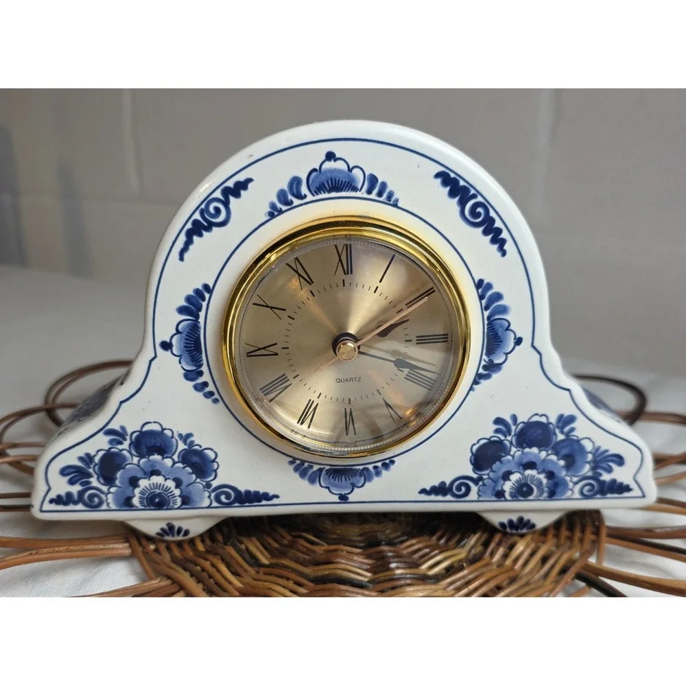 Vintage Delft Blue and White Floral Ceramic Mantel Clock Quartz Roman Numerals